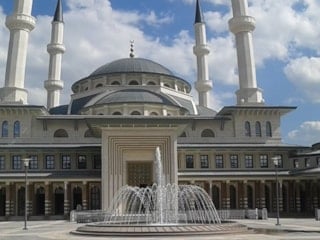 Millet Camii’nde Kadir Gecesi Özel Yayını