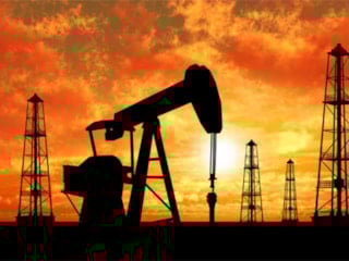 Petrol fiyatları jeopolitik gerilimlerin etkisinde