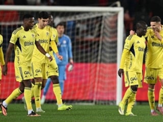 Fenerbahçe'de derbi öncesi alarm: 6 oyuncu kart sınırında!