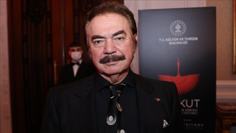 Orhan Gencebay, Yüksek Ateş Şikayeti ile Hastanede: Koronavirüs Şüphesi Tedbir Amaçlı Yatış Devam Ediyor