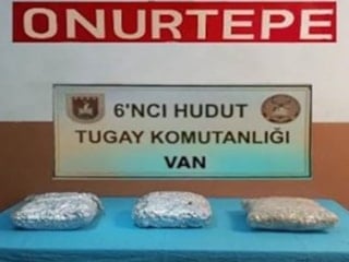 Hudutta uyuşturucu kaçakçılarına Mehmetçik engeli: 4 kilo uyuşturucu yakalandı