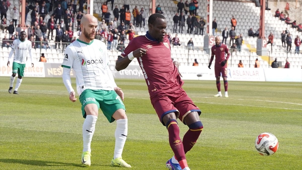 Bandırmaspor - Iğdır FK maçında gol sesi çıkmadı