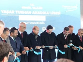 Yaşar Turhan Anadolu Lisesi Cevdet Yılmaz ve Bilal Erdoğan'ın katıldığı törenle açıldı