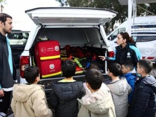 'Minik 112' ile hayat kurtaran bilinç: Çocuklar acil durumları öğreniyor