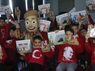 Keloğlan sahneye çıkıyor: Türkiye genelinde masal canlandırma yarışması