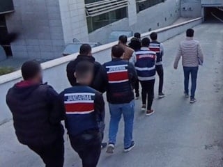 Mersin'de DEAŞ operasyonu: 3 kişi tutuklandı