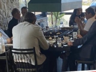 Antalya Belediyesi'ne yönelik yolsuzluk davasında 'alkol masası' görüntüleri ortaya çıktı