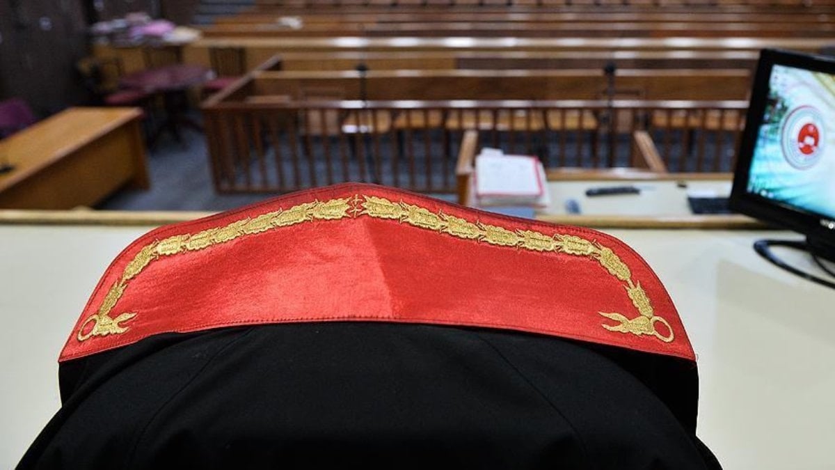 Antalya’da tutuksuz sanık, 'İtirafçı Oldum' diyerek üç kişiden helallik istedi