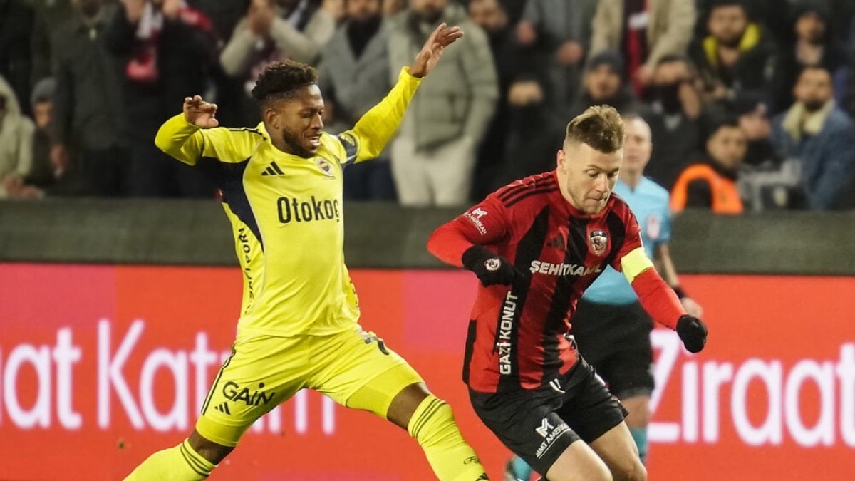 Fenerbahçe - Gaziantep FK maçının ilk 11'leri