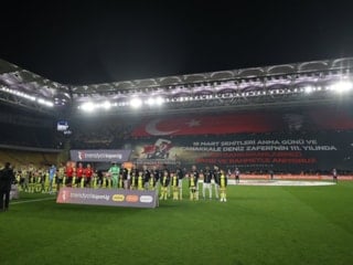 Kadıköy'de tribünler boş kaldı!