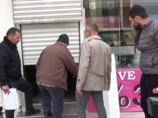 Antalya'da 'kar payı' vaadiyle 50 milyon lira toplayan kuyumcu kaçtı