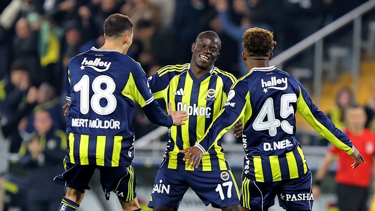 Fenerbahçe'de N'Golo Kante'den siftah