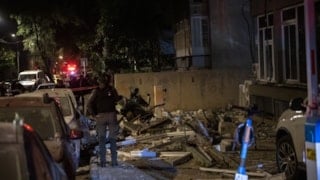 İran'ın misilleme saldırıları Tel Aviv'i yıkıma uğrattı: Çok sayıda İsrailli yaralandı