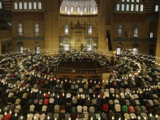 Diyanet açıkladı: İl il bayram namazı saatleri