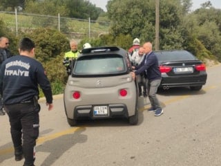 Aydın'da elektrikli araç ile otomobil çarpıştı: 4 yaralı