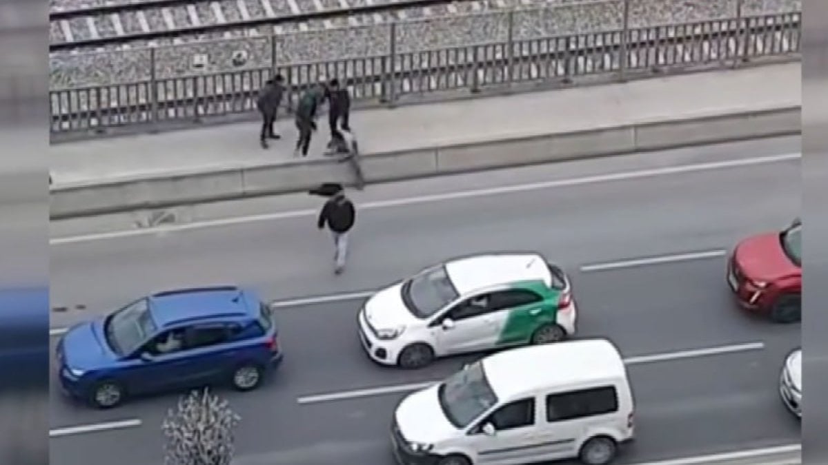 İstanbul'da tekme tokat yol verme kavgası