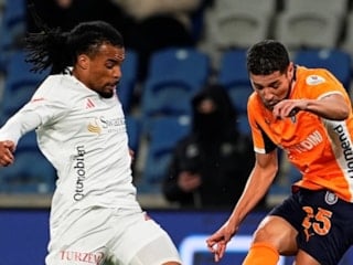 Başakşehir - Antalyaspor maçında gol sesi çıkmadı