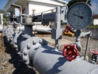 Irak, İran'dan gelen gaz sevkiyatının tamamen durduğunu duyurdu