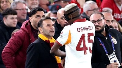 Galatasaray'da Victor Osimhen oyuna devam edemedi