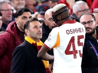 Galatasaray'da Victor Osimhen oyuna devam edemedi