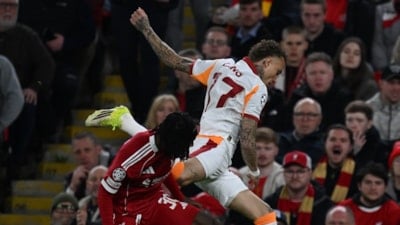 Galatasaray'da Noa Lang'ın parmağı koptu