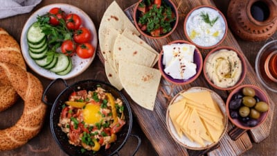 Ramazan'ın ardından ilk kahvaltıda dikkatli beslenilmeli: Hafif ve dengeli tercihler yapılmalı