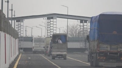 Suriyelilerin gönüllü geri dönüşü sürüyor