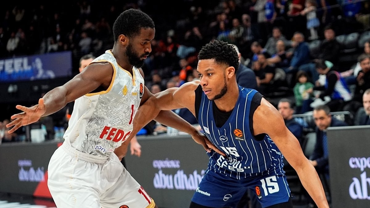 Anadolu Efes, Monaco'yu yenildi