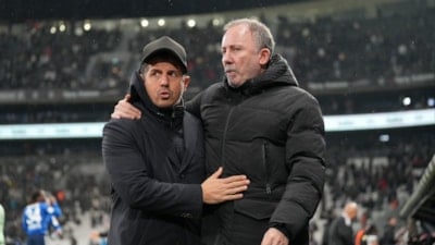 Sergen Yalçın, Emre Belözoğlu’na karşı ilk kez kazandı