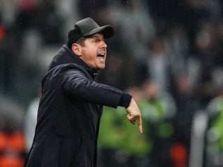 Emre Belözoğlu: Kendimizi eleştirmeliyiz