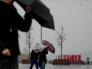 Bayramın ilk gününde İstanbul ve çevresi için kuvvetli sağanak uyarısı