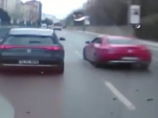 İstanbul'da trafik kavgası ortalığı savaş alanına çevirdi