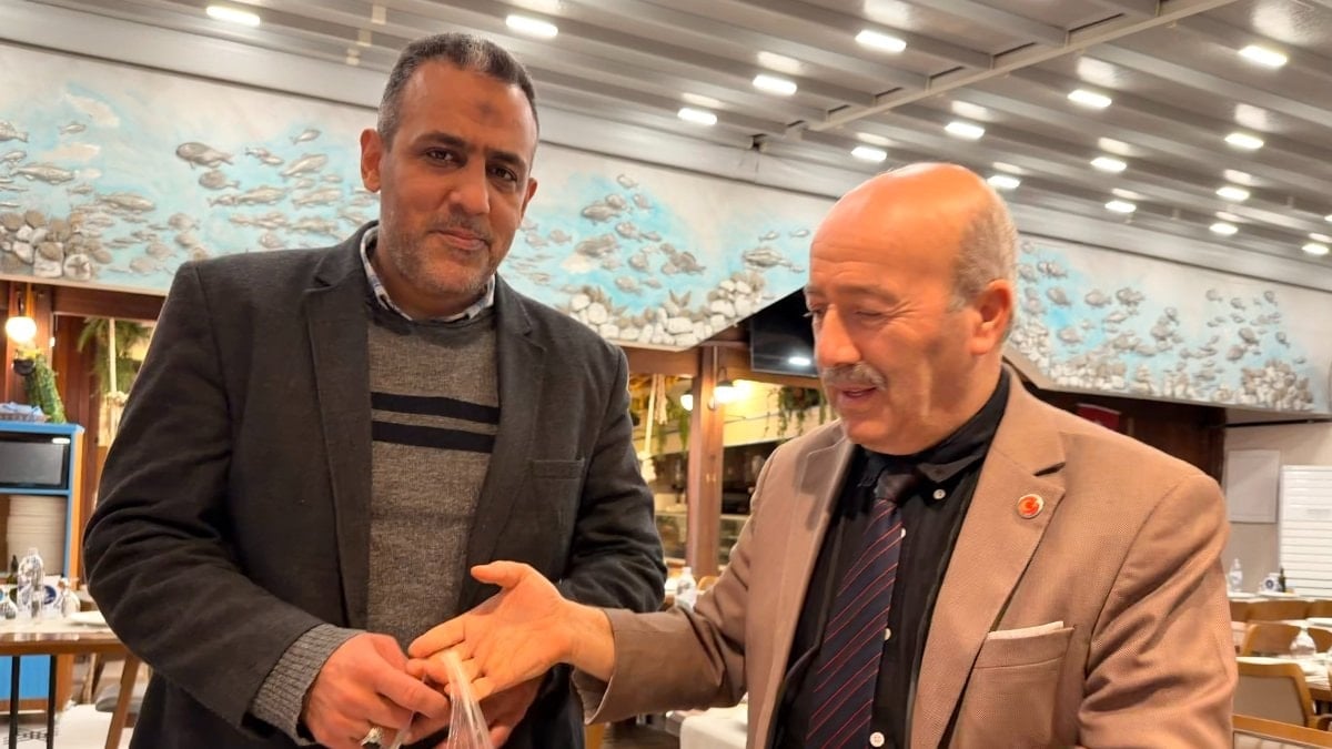 Bursa'da restoran işletmecisi 1 aylık kazancını Gazze'ye bağışladı