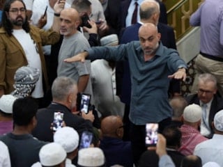 Avustralya Başbakanı'na İsrail protestosu: Camiden kovuldu