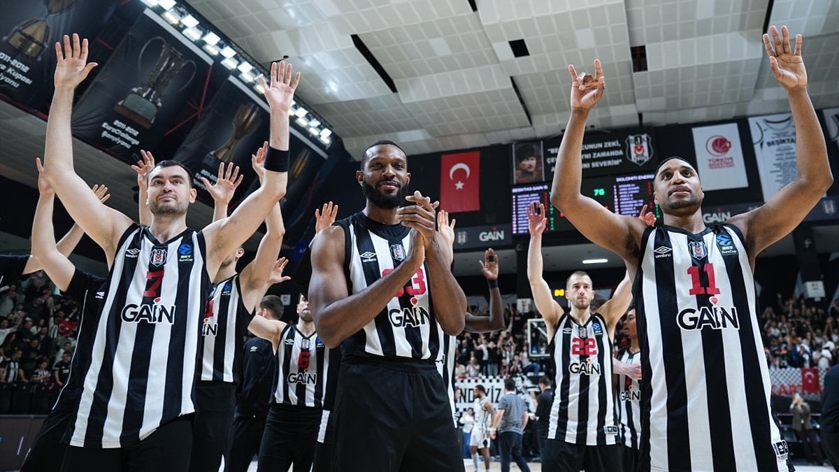 Beşiktaş, Avrupa'da hedefine iki adım uzakta