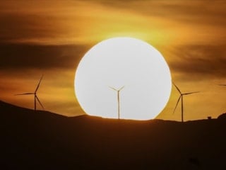 Yenilenebilir enerji dünyada artış rekoru kırdı