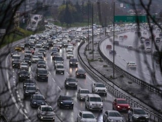 İstanbul'da trafik yoğunluğu Ramazan Bayramı'nın ilk gününde de devam etti