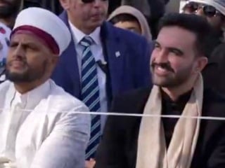 New York Belediye Başkanı Zohran Mamdani, Brooklyn’de bayram namazı kıldı