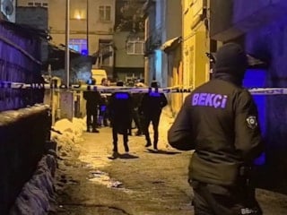 Erzurum'da boğazından bıçaklanmış halde bulundu