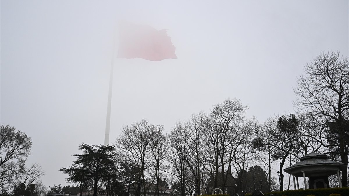İstanbul'da sabah saatlerinde sis etkili oldu