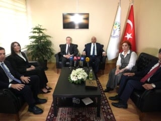 MHP ve DEM Parti arasında bayramlaşma trafiği