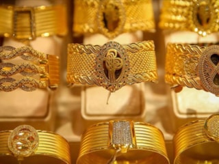 Altın fiyatları sert düştü