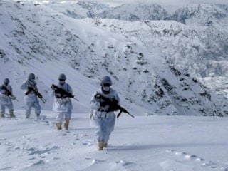 MSB paylaştı: Kahraman askerlerimizin zorlu şartlarda vatan nöbeti