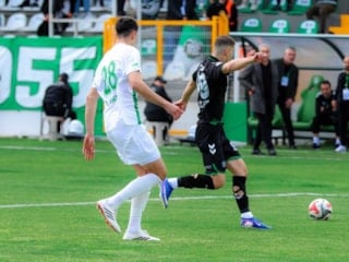 Serik Spor, Sakaryaspor'u iki golle geçti