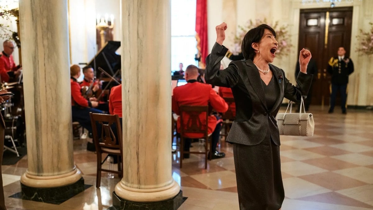 Japonya Başbakanı Takaiçi, Beyaz Saray'daki akşam yemeğinde dikkat çekti