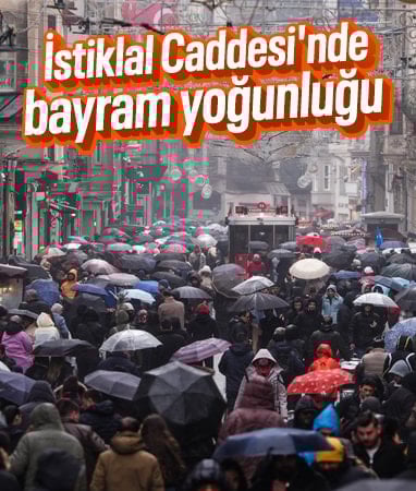 Ramazan Bayramı'nın ikinci gününde İstiklal Caddesi'nde yoğunluk oluştu