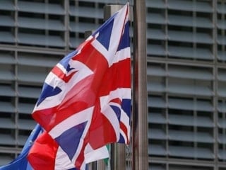 İngiltere: Kıbrıs’taki üsler saldırı amaçlı kullanılmayacak