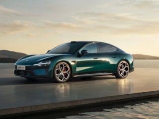 Xiaomi, 902 km menzile sahip yeni nesil SU7'yi piyasaya sürdü