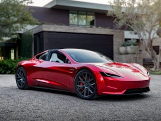 Yıllardır ertelenen Tesla Roadster için yeni tarih belli oldu