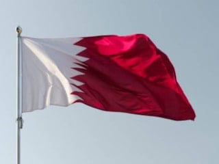 Katar'da askeri helikopter düştü